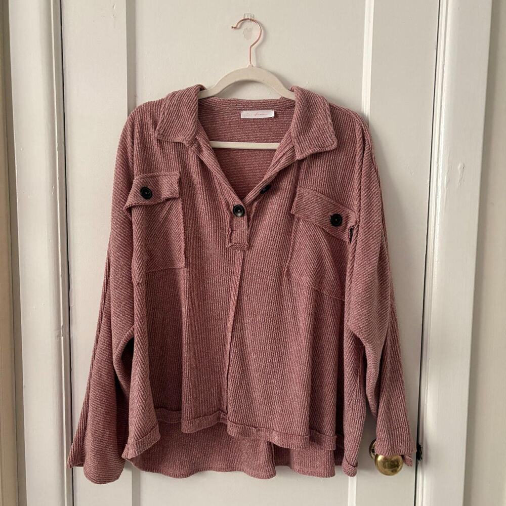 Dusty rose button pullover excellent
